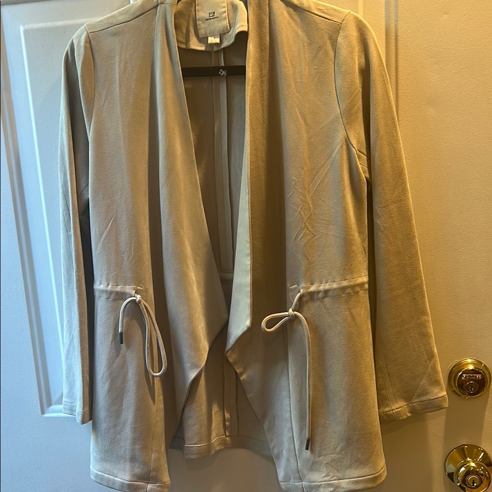 Elegant Cream Women's Jacket